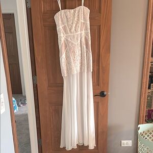 Elegant White Lace Dress